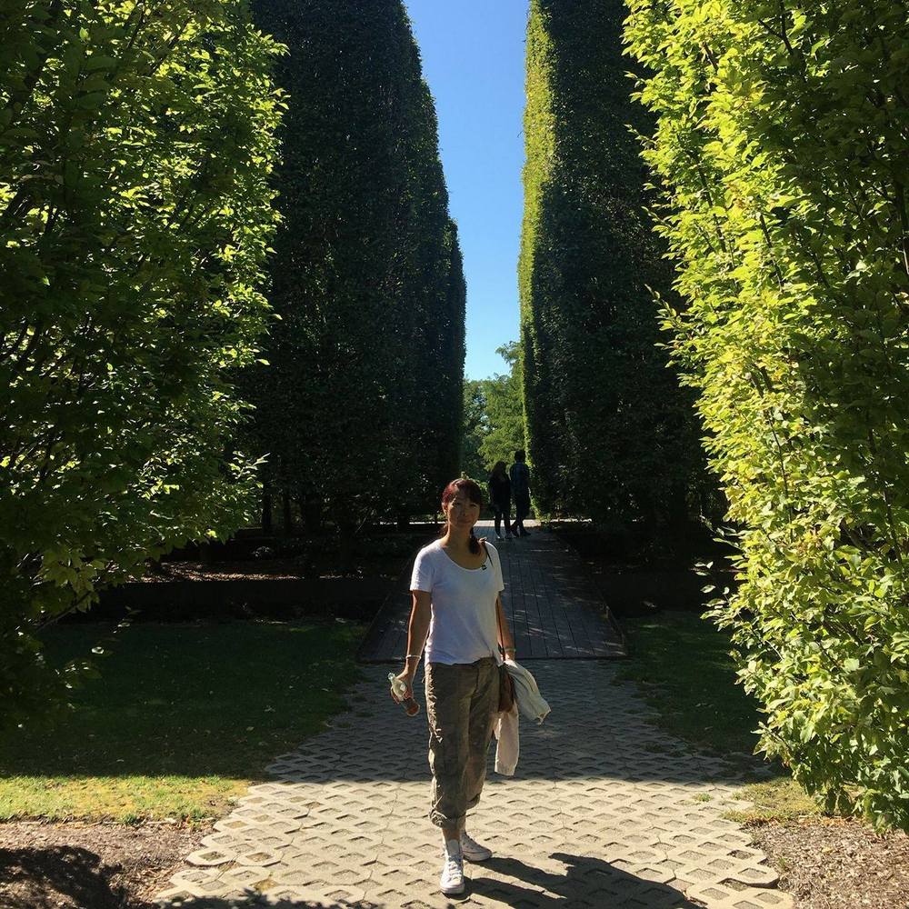 Meet your Posher, Brenda